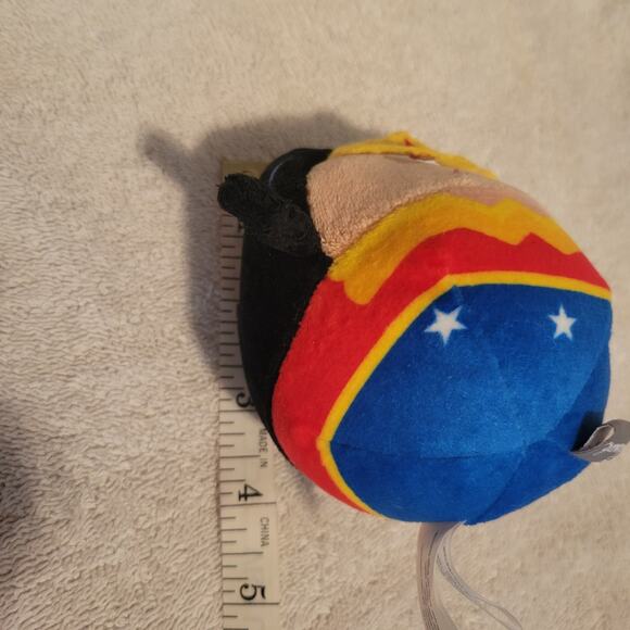Fluffballs Hallmark Wonder Woman DC Comics Round Stuffed Plush Ball - Picture 2 of 4
